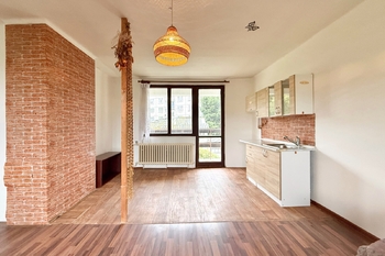 Prodej domu 140 m², Hrádek