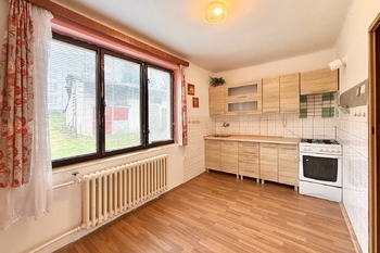 Prodej domu 140 m², Hrádek