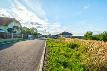 Prodej pozemku 1054 m², Příčovy