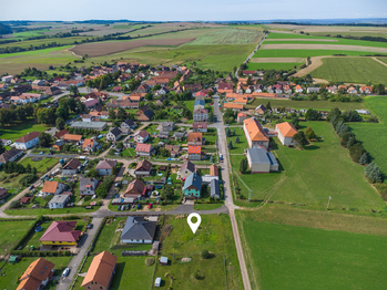 Prodej pozemku 983 m², Mlečice