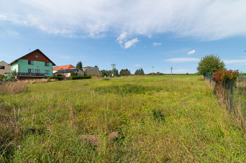 Prodej pozemku 983 m², Mlečice