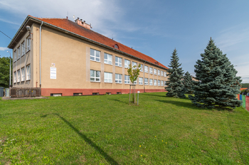 Prodej pozemku 983 m², Mlečice