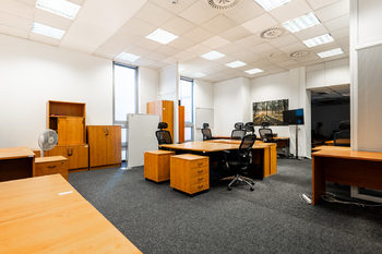 Pronájem kancelářských prostor 683 m², České Budějovice
