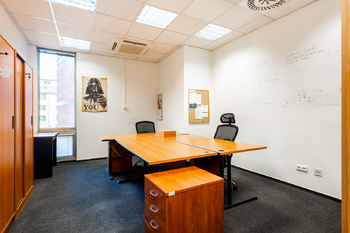 Pronájem kancelářských prostor 683 m², České Budějovice