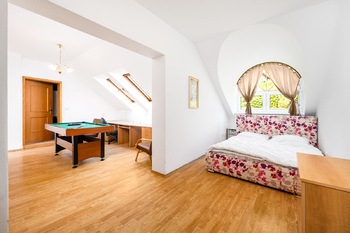 Prodej domu 350 m², Vlachovo Březí