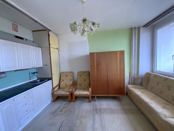 Prodej bytu 1+kk v osobním vlastnictví 20 m², Klášterec nad Ohří