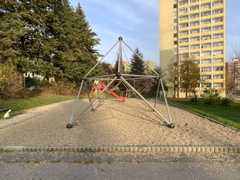Prodej bytu 1+kk v osobním vlastnictví 20 m², Klášterec nad Ohří