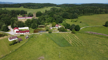 Prodej pozemku 1835 m², Dolní Dvořiště