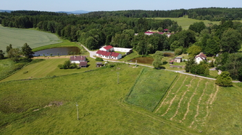 Prodej pozemku 1835 m², Dolní Dvořiště