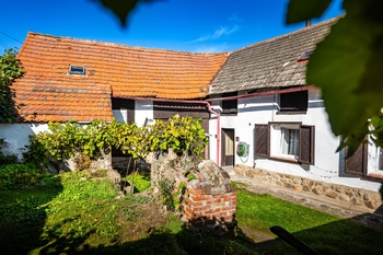 Prodej domu 90 m², Chrášťany
