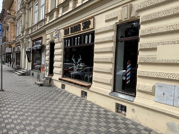 Pronájem kancelářských prostor 73 m², Karlovy Vary