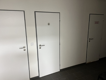 Sociální zázemí - Pronájem skladovacích prostor 338 m², Přezletice