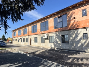 Budova - Pronájem skladovacích prostor 338 m², Přezletice