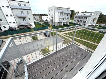 pohled z balkonu - Pronájem bytu 2+kk v osobním vlastnictví 38 m², Zbůch