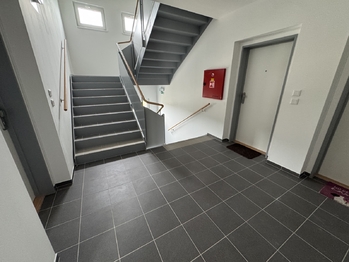 chodba - Pronájem bytu 2+kk v osobním vlastnictví 38 m², Zbůch