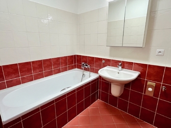 Pronájem bytu 2+kk v osobním vlastnictví 45 m², Praha 10 - Hostivař
