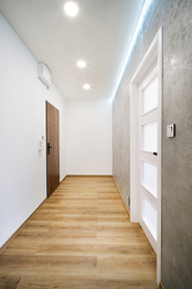 +420 604 191 744 I denisa.myslivcova@re-max.cz - Prodej bytu 3+1 v osobním vlastnictví 63 m², Ostrava