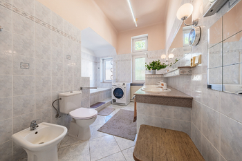 Prodej bytu 4+1 v osobním vlastnictví 151 m², Karlovy Vary