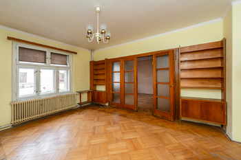 Pokoj 1 - Prodej domu 150 m², Veltrusy