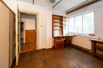 Pracovna patro - Prodej domu 150 m², Veltrusy