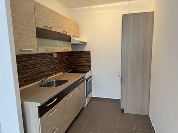 Pronájem bytu 2+kk v osobním vlastnictví 44 m², Praha 10 - Horní Měcholupy