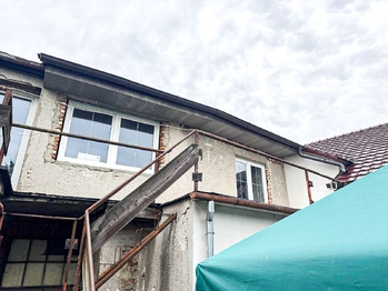 Prodej domu 450 m², Roštění