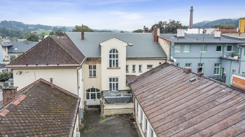 Prodej nájemního domu 400 m², Hronov