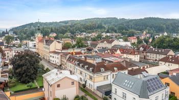 Prodej nájemního domu 400 m², Hronov
