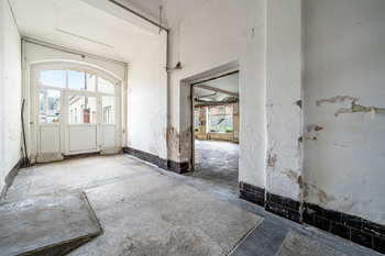 Prodej nájemního domu 400 m², Hronov