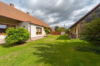 Prodej domu 97 m², Kněžičky
