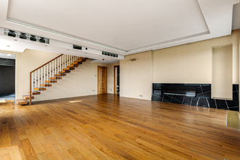 Prodej bytu 6 a více v osobním vlastnictví 320 m², Praha 5 - Stodůlky