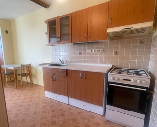 Prodej bytu 3+1 v osobním vlastnictví 78 m², Praha 4 - Háje