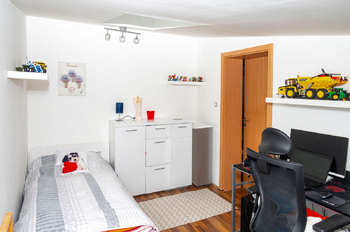 Pokoj - Prodej bytu 4+1 v osobním vlastnictví 81 m², Beroun