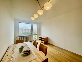 Pronájem bytu 2+kk v osobním vlastnictví 46 m², Praha 8 - Kobylisy