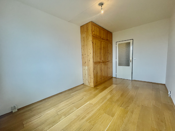 Pronájem bytu 2+kk v osobním vlastnictví 46 m², Praha 8 - Kobylisy
