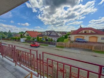 výhled z východního balkonu - Pronájem bytu 4+1 v osobním vlastnictví 130 m², České Budějovice