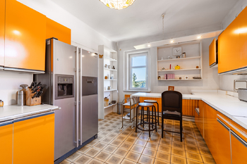 Prodej domu 320 m², Karlovy Vary