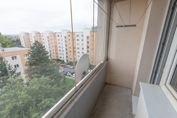 lodžie - Prodej bytu 2+1 v osobním vlastnictví 54 m², Praha 10 - Malešice