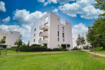 Bytový dům - Pronájem bytu 3+kk v osobním vlastnictví 68 m², Praha 8 - Libeň 