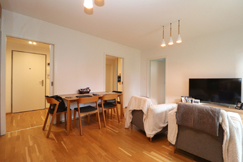 Obývací pokoj - Pronájem bytu 3+kk v osobním vlastnictví 68 m², Praha 8 - Libeň