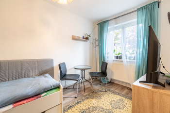 Ložnice 2 - Prodej bytu 3+1 v osobním vlastnictví 58 m², Říčany