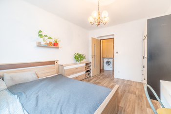 Ložnice 2-2 - Prodej bytu 3+1 v osobním vlastnictví 58 m², Říčany