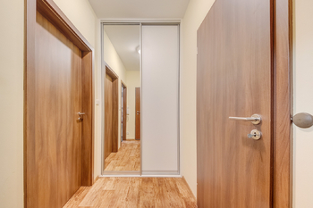 Prodej bytu 2+kk v osobním vlastnictví 54 m², Praha 9 - Střížkov