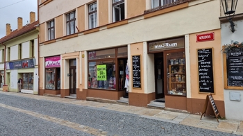 Pronájem obchodních prostor 76 m², Písek