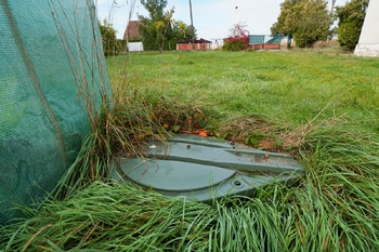 Kanalizace - Prodej pozemku 1000 m², Krchleby