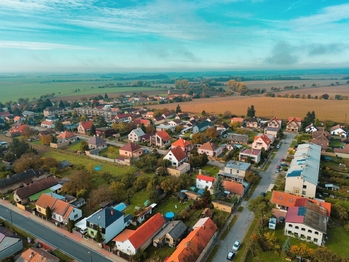 Krchleby z výšky - Prodej pozemku 1000 m², Krchleby