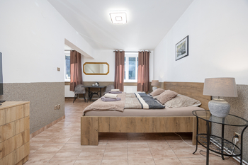 Prodej domu 336 m², Hřensko
