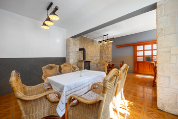 Prodej domu 336 m², Hřensko