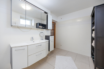 Prodej domu 336 m², Hřensko