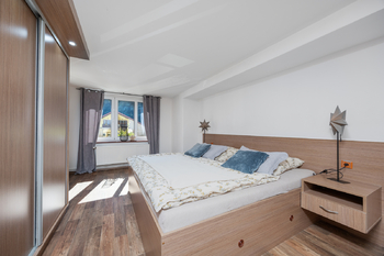 Prodej domu 336 m², Hřensko
